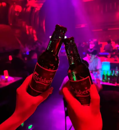 上海夜游生活到底有多上头？本地美食攻略+打卡资讯一次说透🌙